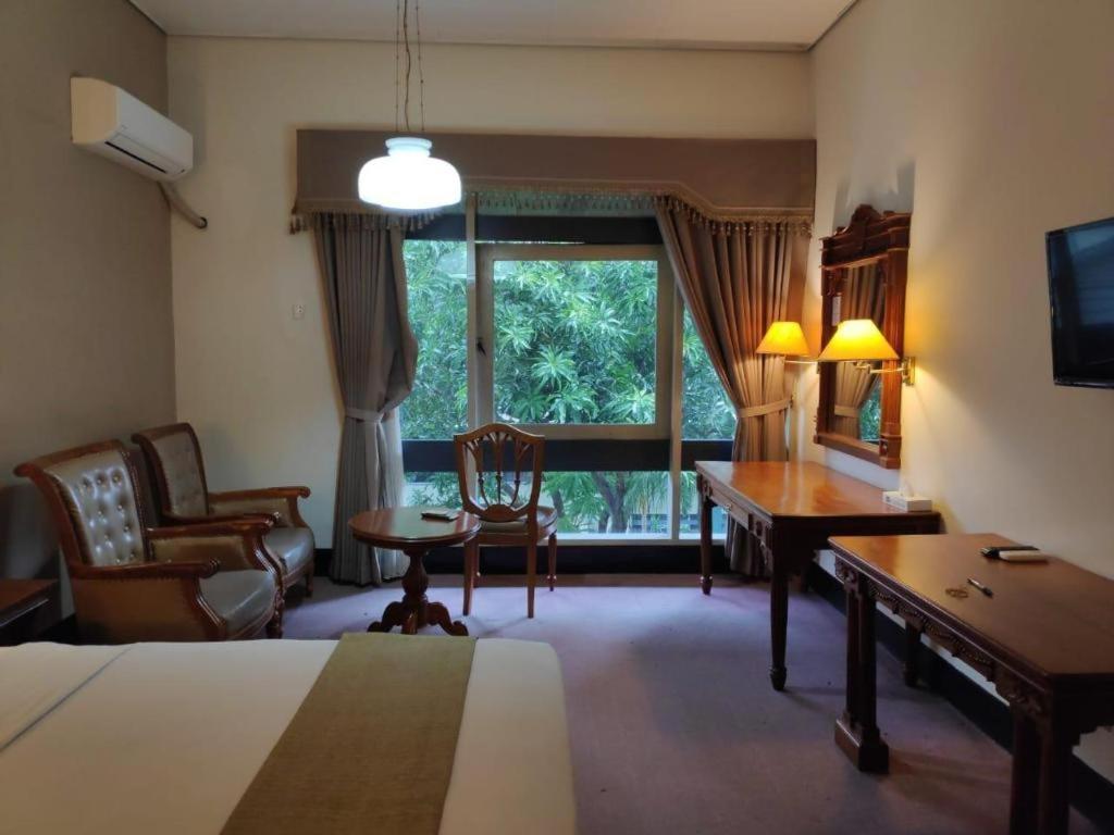New Grand Park Hotel Surabaja Zewnętrze zdjęcie