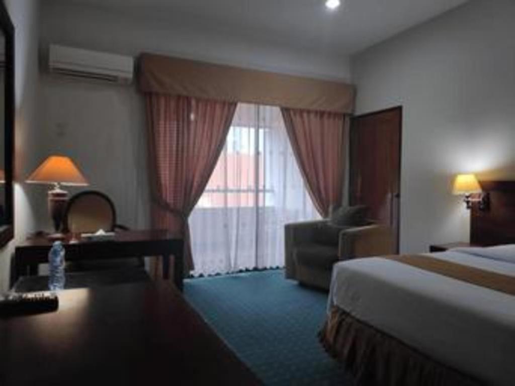New Grand Park Hotel Surabaja Zewnętrze zdjęcie