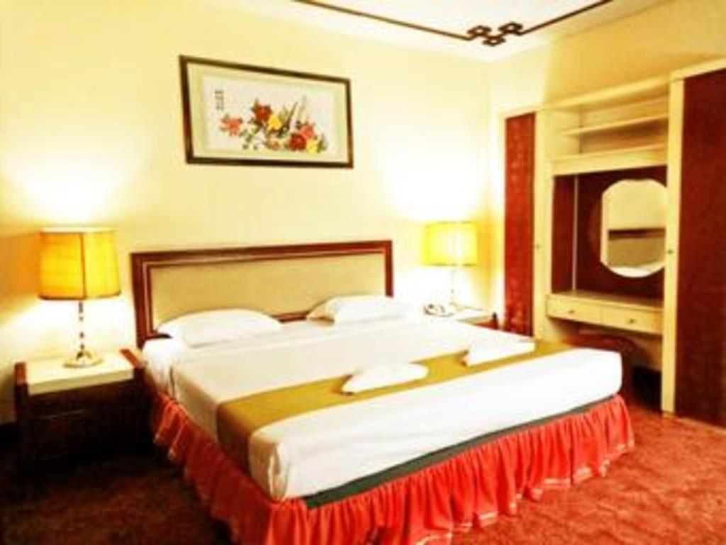 New Grand Park Hotel Surabaja Zewnętrze zdjęcie