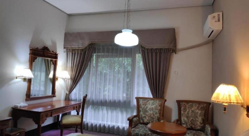 New Grand Park Hotel Surabaja Zewnętrze zdjęcie