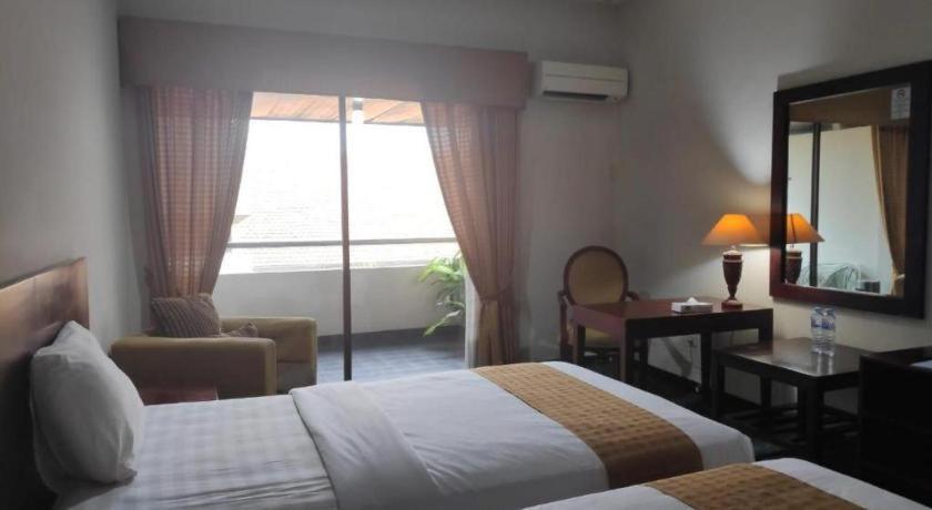 New Grand Park Hotel Surabaja Zewnętrze zdjęcie