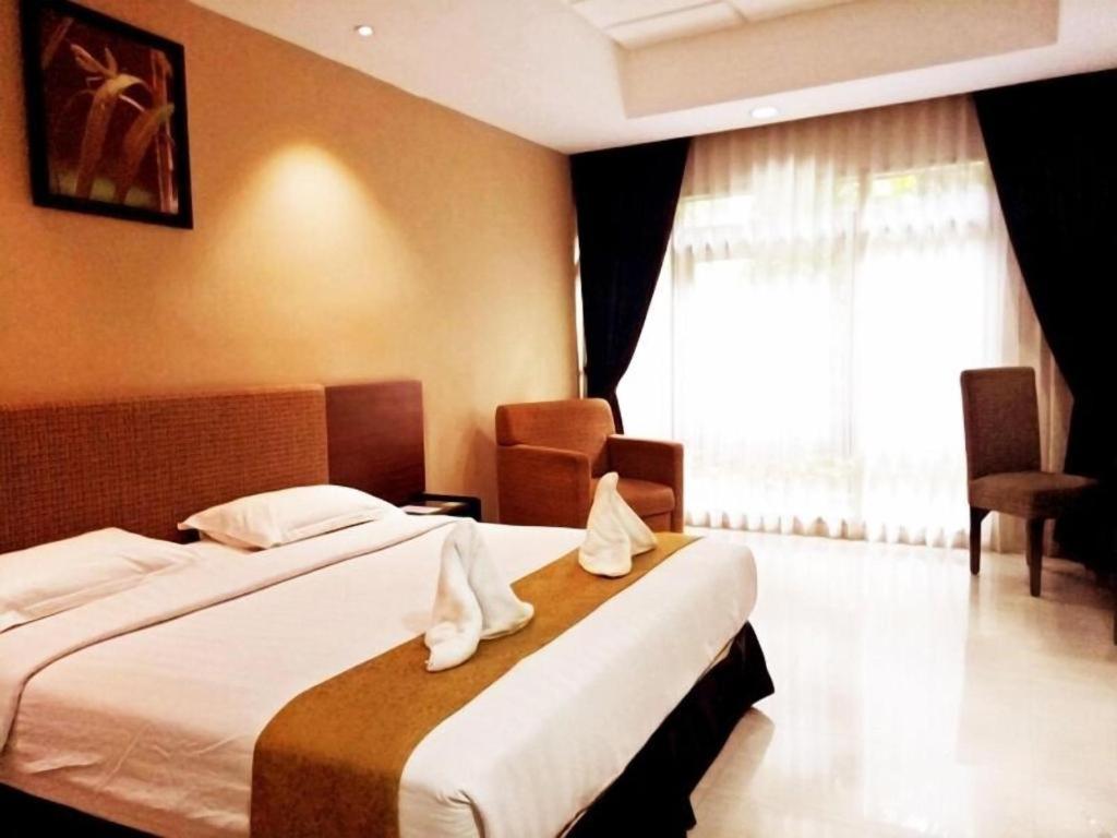 New Grand Park Hotel Surabaja Zewnętrze zdjęcie